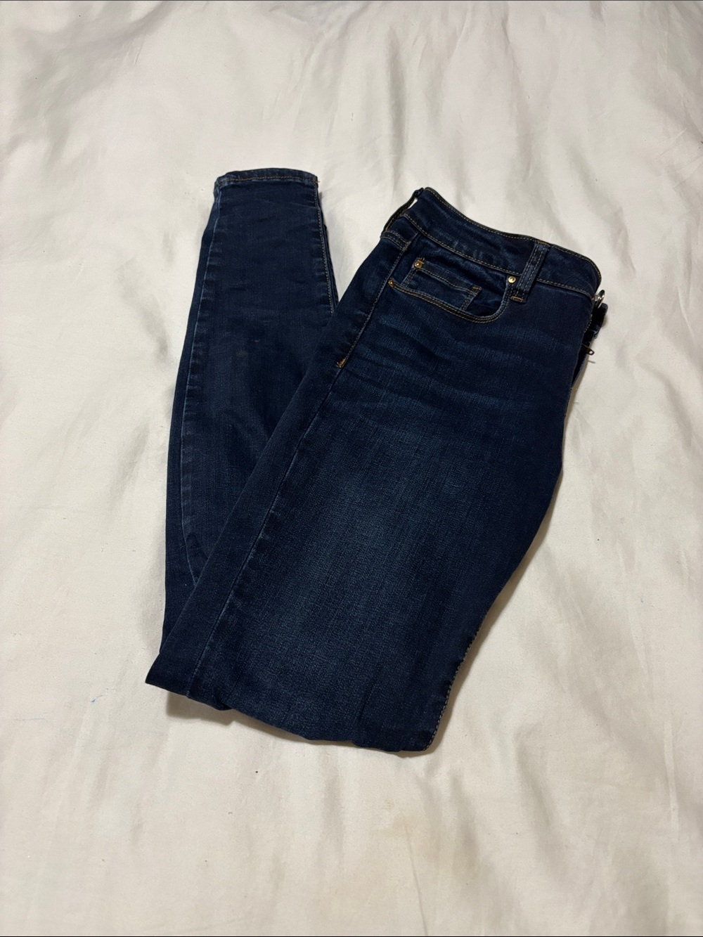 High-Rise Dark Wash Women's Skinny Jeans - Navy Blue